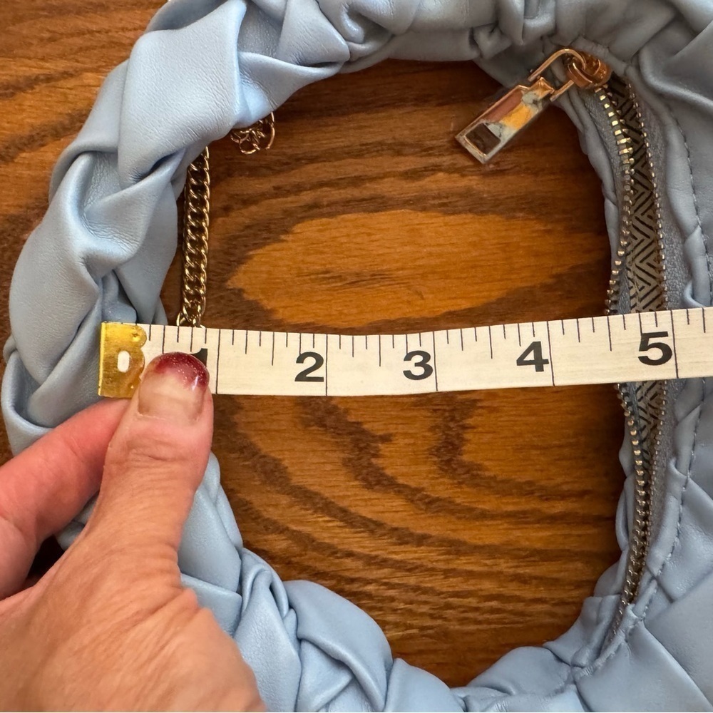 🌈 6/$60 URBAN EXPRESSIONS light blue vegan basket weave small handbag crossbody - Picture 8 of 10